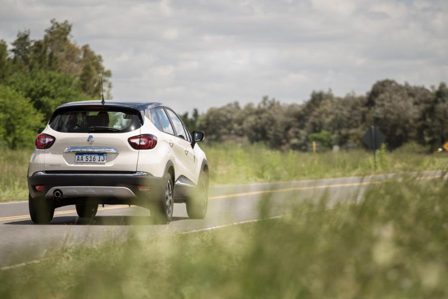  Renault Captur 2016 года  (LA) (фото 13 из 43)